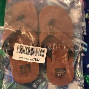 Boys reef sandals NIB